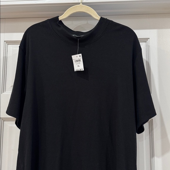NWT INC International Concepts Woman’s  Black T-Shirt - Picture 2 of 9